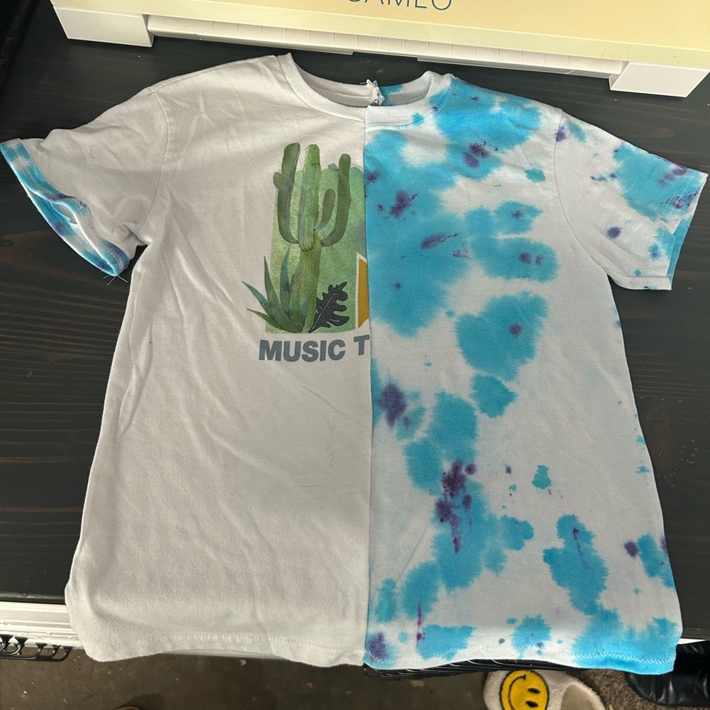 Hand made yin yang t shirt :)